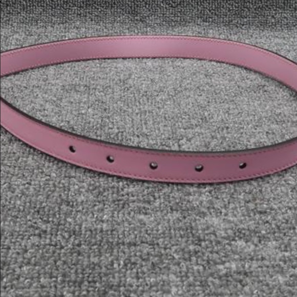 Brand new Authentic Gucci pink Bar”bee”-Hard to find color- bee belt main image 5